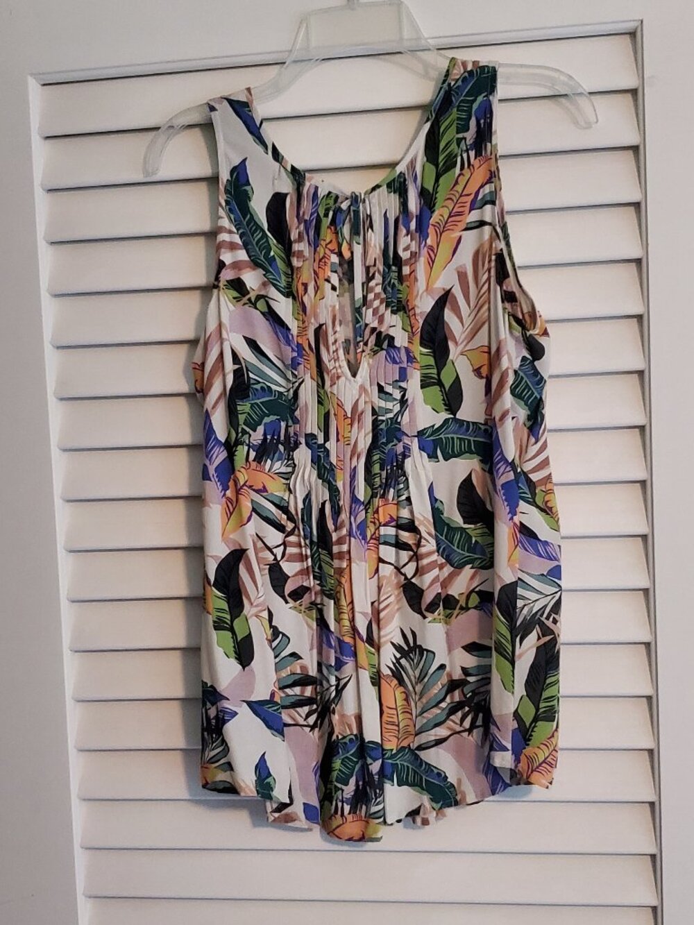 Sanctuary Floral Tank Top - multicolor tropical print 100% Rayon Size S like new